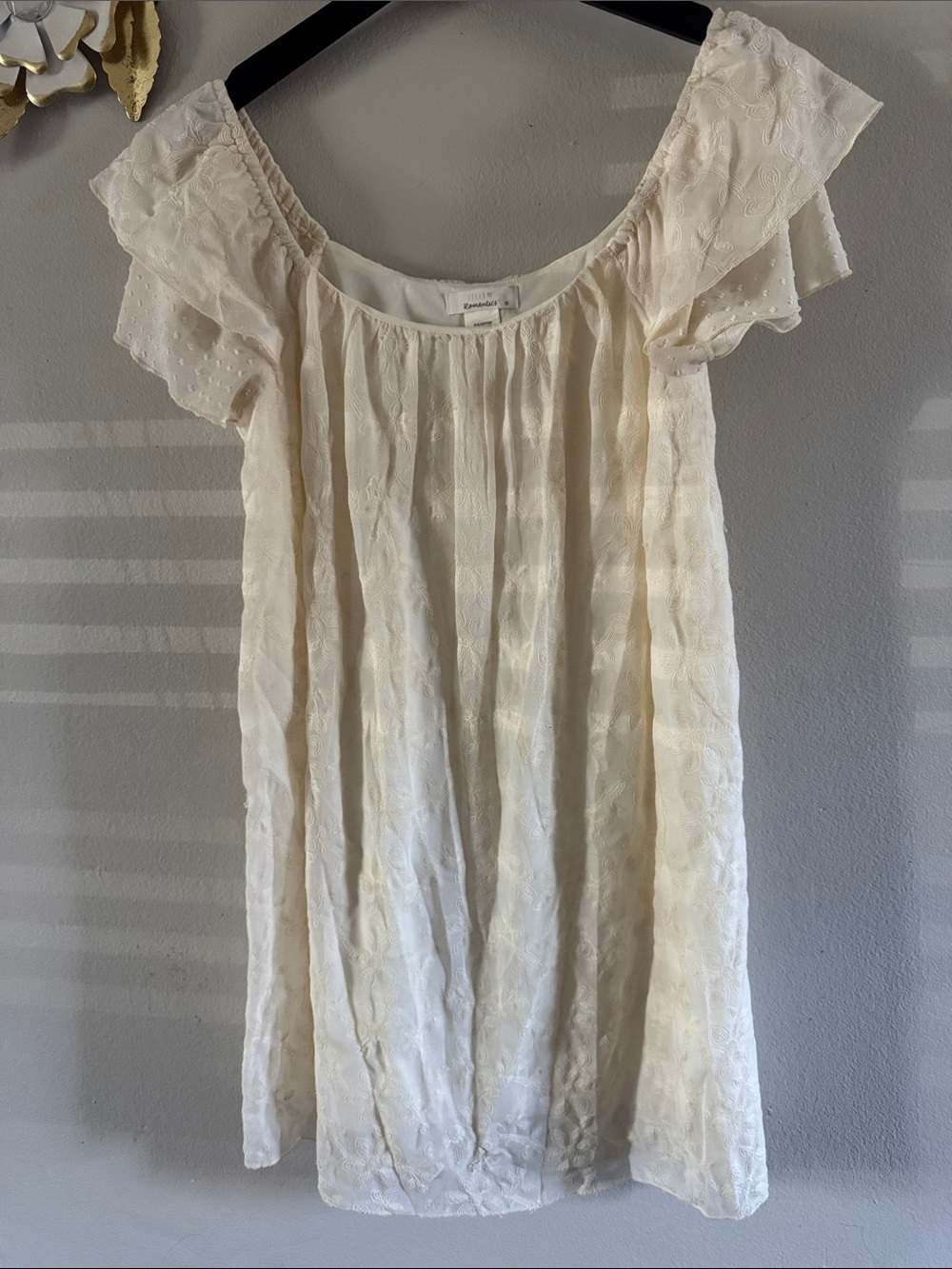 URBAN Romantics Cream Embroidered Cotton-Blend Top